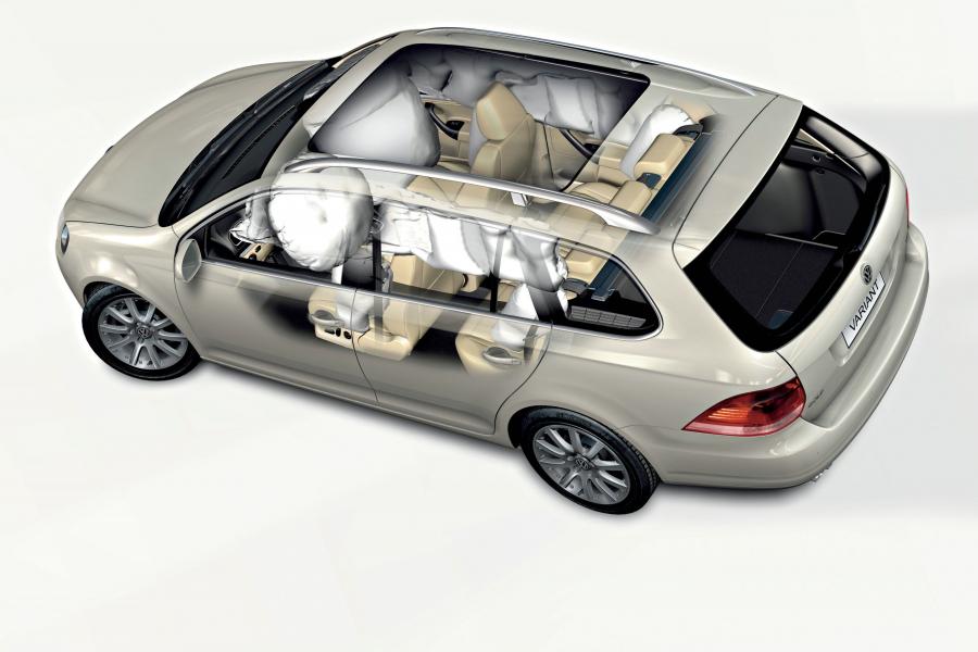  Volkswagen Golf VI Variant 2009 года  (фото 9 из 27)